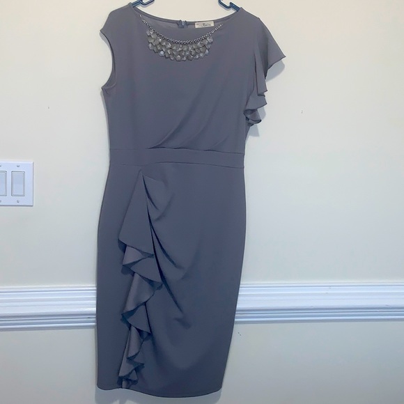 Dress - Picture 1 of 5